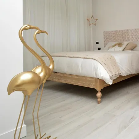 Vatican Luxury 2bd 2ba Lejlighed