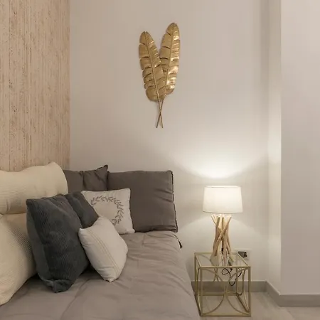 Vatican Luxury 2bd 2ba Appartement *