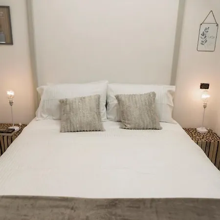 Vatican Luxury 2bd 2ba Appartamento