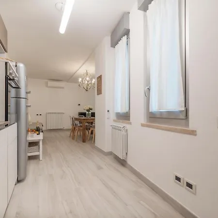Appartamento Vatican Luxury 2bd 2ba
